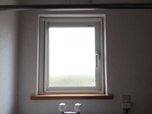 LIXIL インプラス　ペアガラス仕様　引き違い窓